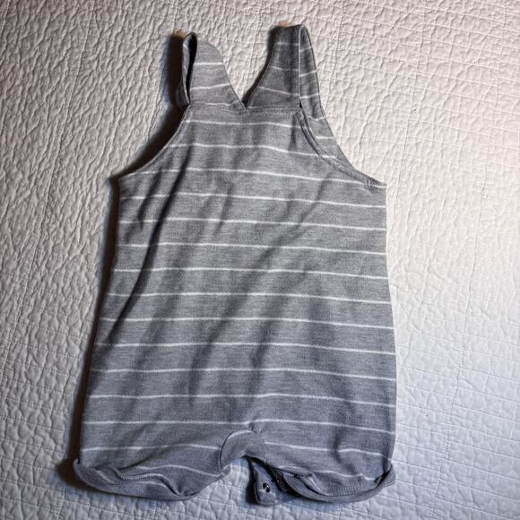Carter's Baby Boy 24M Gray White Striped Shortalls Overalls Outfit Smiley Face - Picture 5 of 5